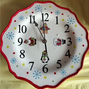 Temptations Holiday Clock
